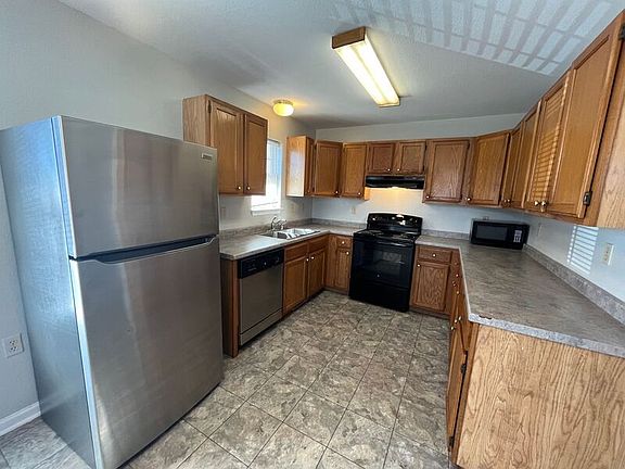 3rd image of 31 Scruggs St