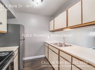 681 E Main St APT 18, Centreville, MI 49032