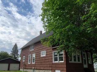 57646 Rockland St, Calumet, MI 49913