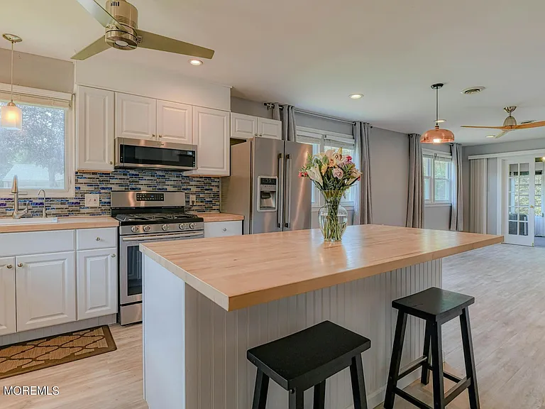 35 Auburn St #54B — Photo 11