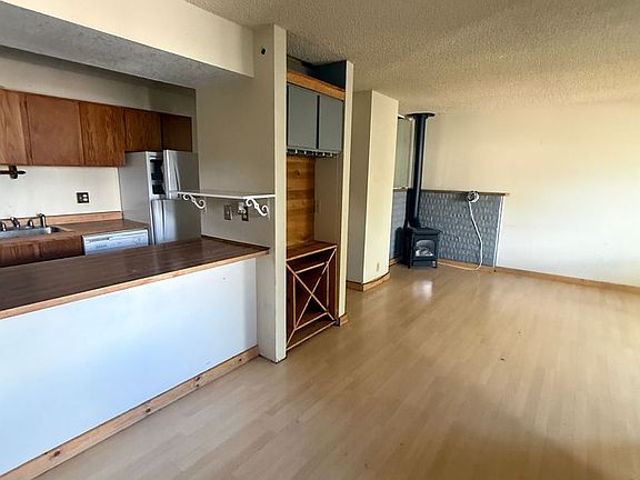 3rd image of 23 Cypress Ct