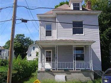 2nd image of 136 Talbot Ave