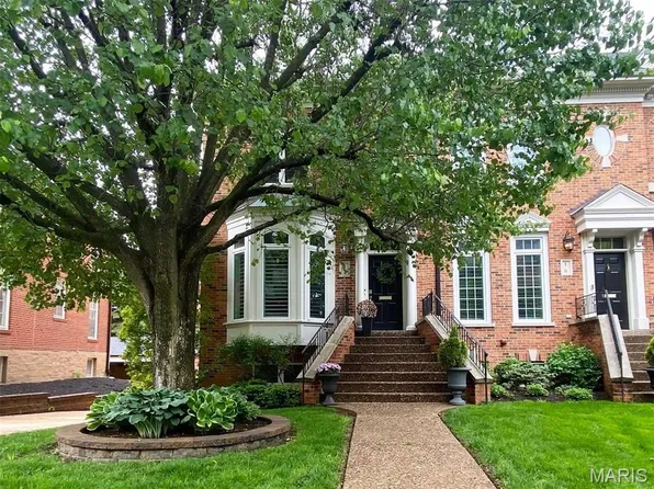 14 Brighton Way, Saint Louis, MO 63105