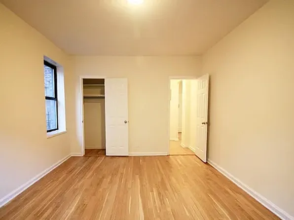 910 Sheridan Ave APT A, Bronx, NY 10451