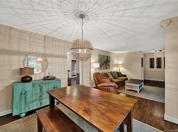 5th image of 9310 New Towne Dr