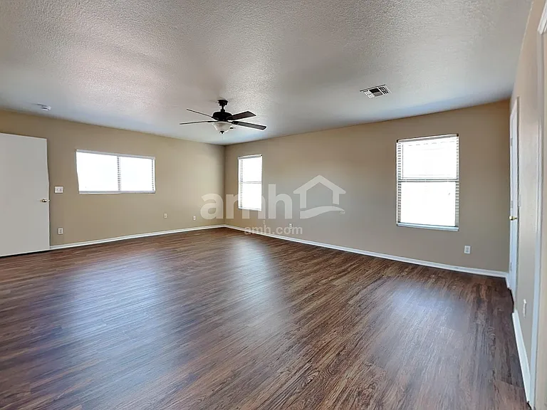 3279 S Bowman Rd — Photo 12