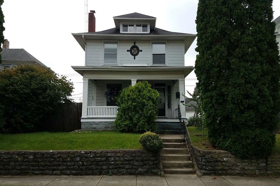 1st image of 211 Kinsey St