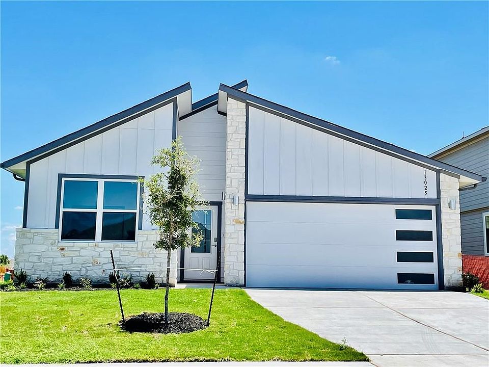 1st image of 13025 Kearns Dr