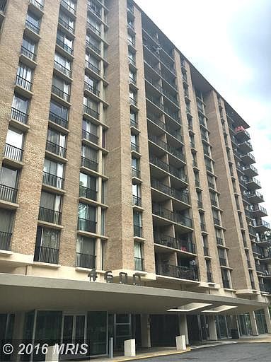 1st image of 4600 S Four Mile Run Dr APT 423