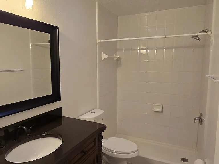 846 Grenadier Dr — Photo 14