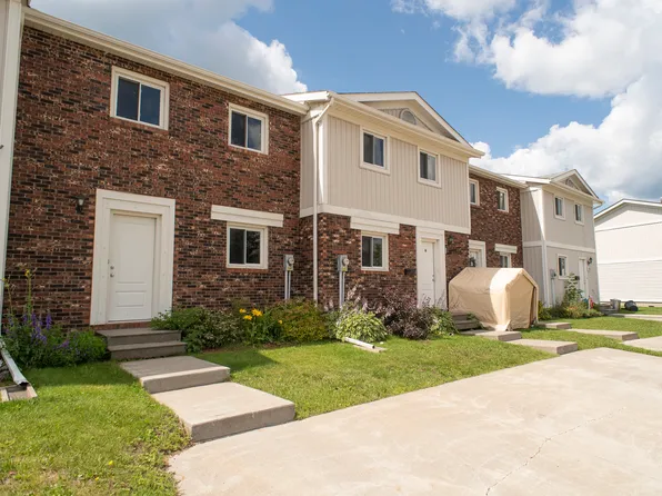 350 County Blvd, Thunder Bay, ON P7A 7P5