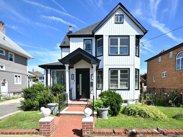 154-25 13th Avenue image 3 of 20