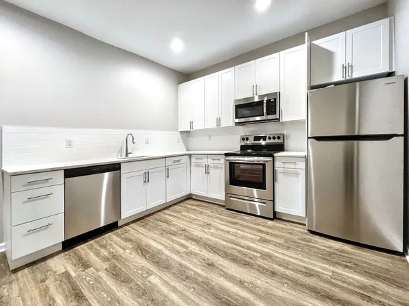 501 W Mulberry Street, 501 W Mulberry St APT 5, Kennett Square, PA 19348