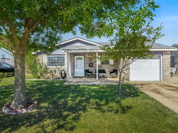 613 Elm Ave, Dumas, TX 79029