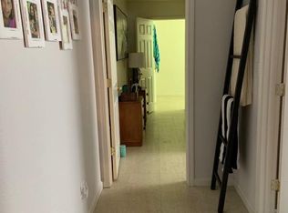 1911 10th St #4, Sacramento, CA 95811
