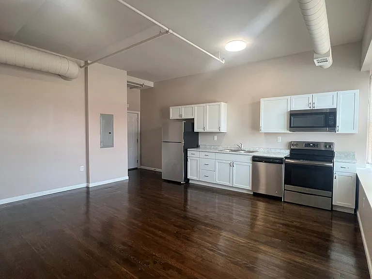 Esser Lofts — Photo 29