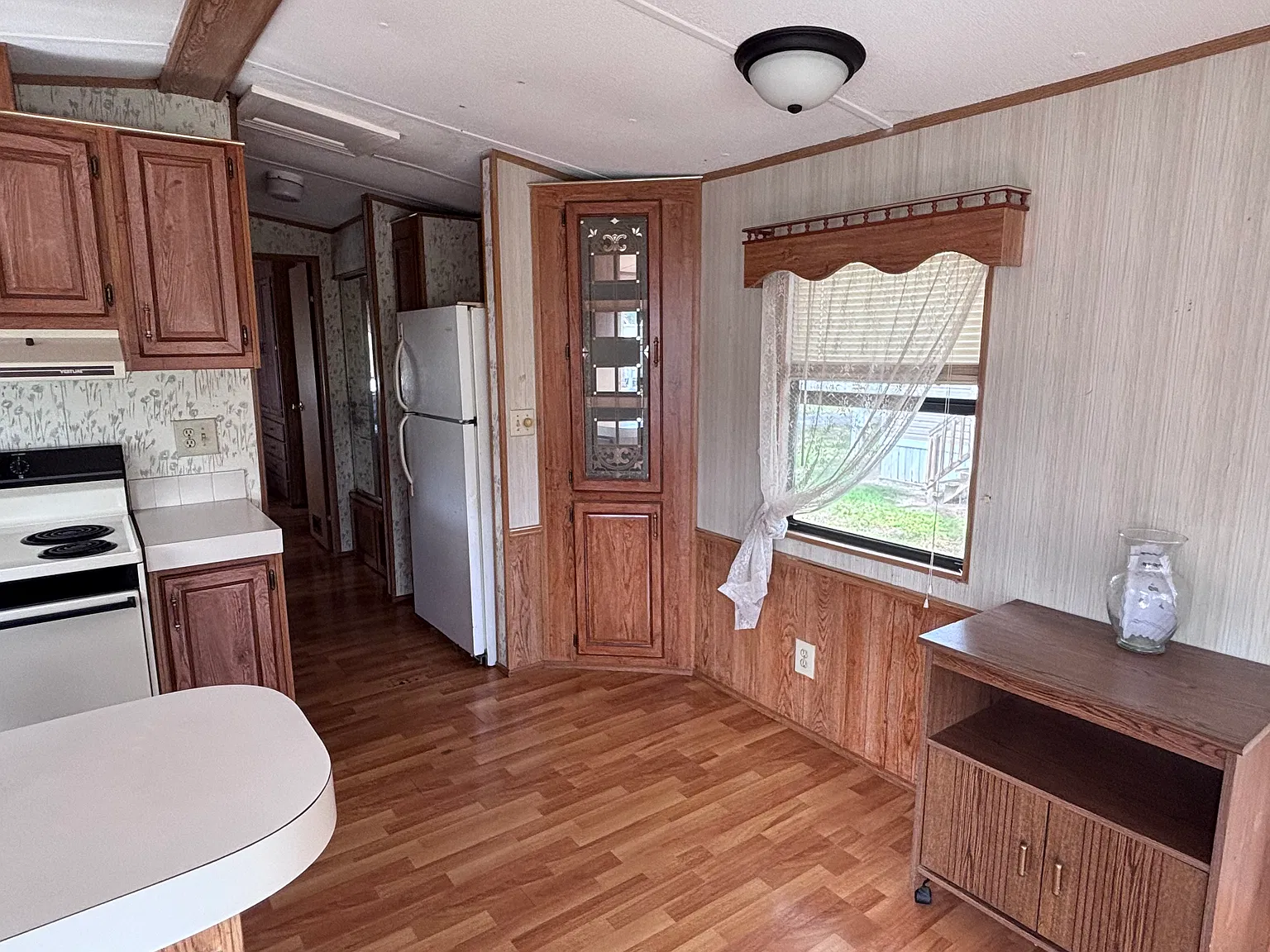 1 bed, $850 — Photo 2