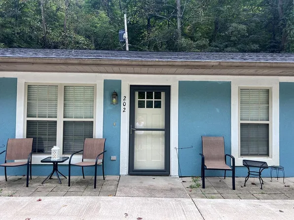 202 Cherry Brook, Wheeling, WV 26003