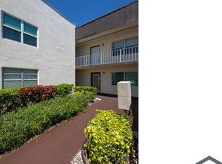 473 Burgundy Ave #J, Delray Beach, FL 33484