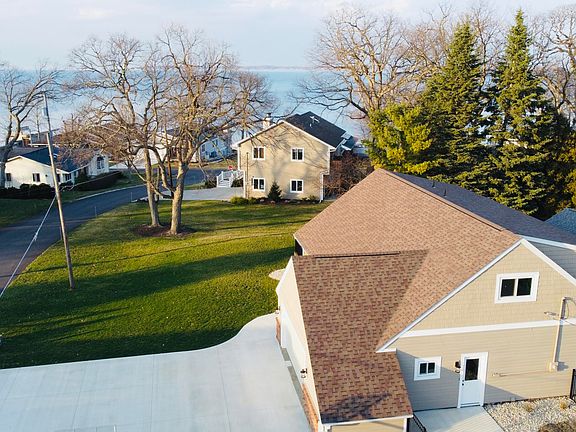 3rd image of 502 Stone St