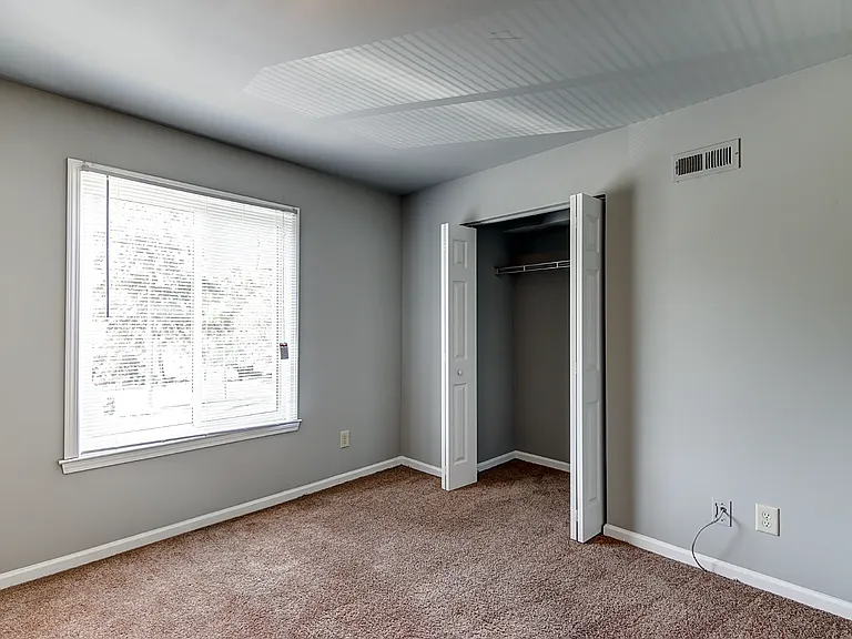 849 Farmhurst Dr #D — Photo 35
