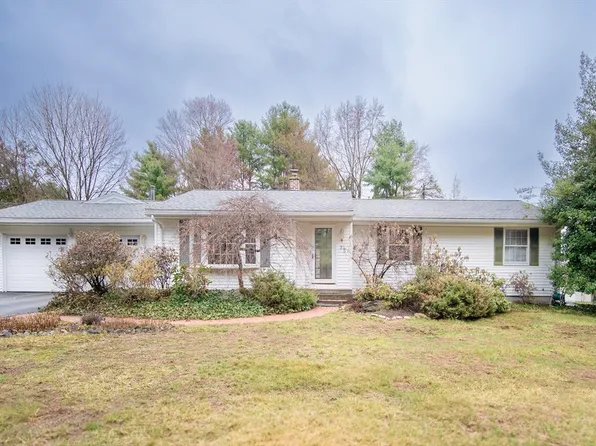 23 Larnis Rd, Framingham, MA 01701
