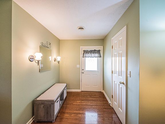3rd image of 201 Fieldmont Dr