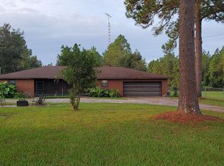 19527 SE Hawthorne Rd, Hawthorne, FL 32640