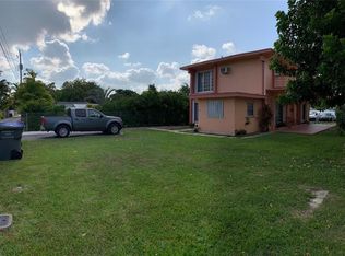 2304 Roosevelt St, Hollywood, FL 33020