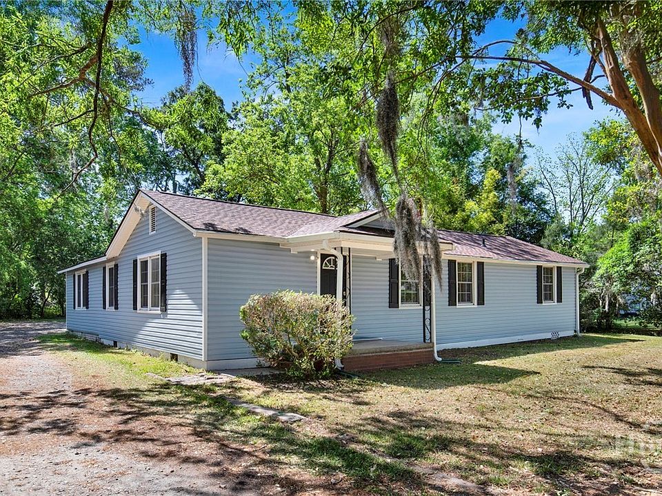1st image of 17 Russell Avenue