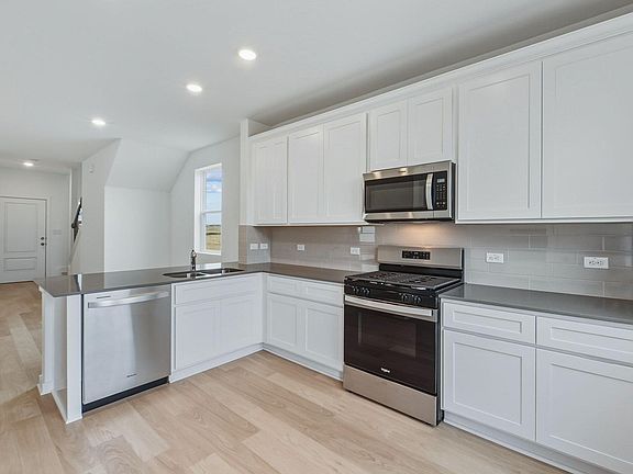 6th image of this home