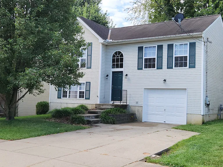 527 Ripple Creek Dr — Photo 8
