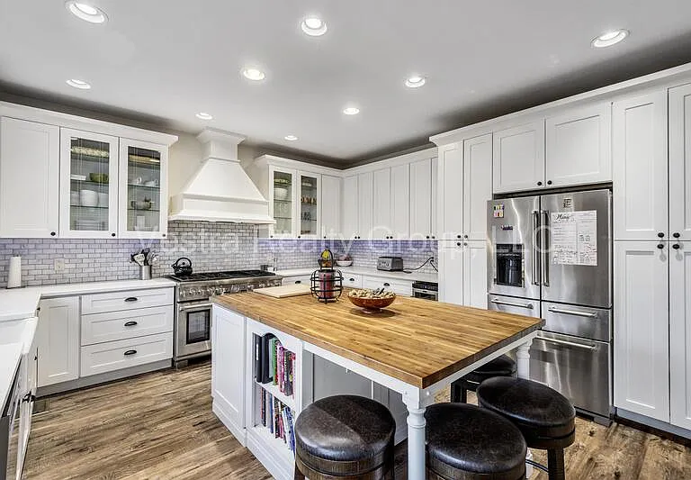 2157 Maples Pl — Photo 17