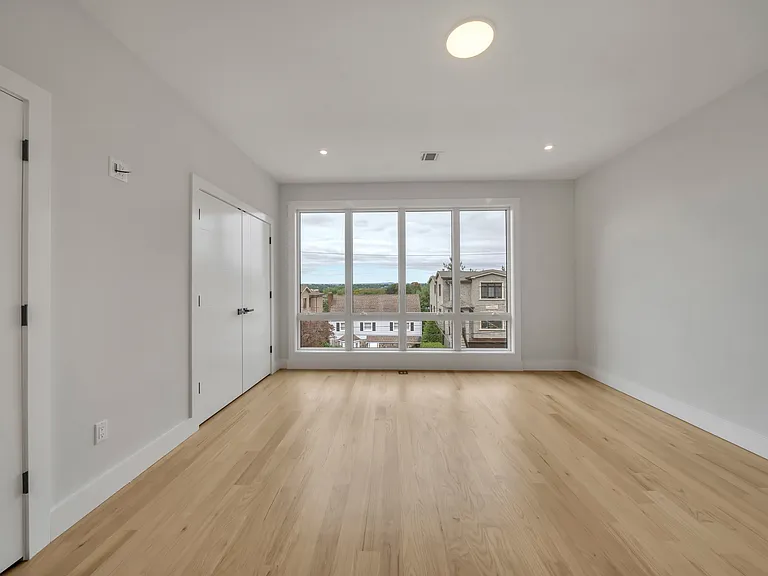 530 Roff Ave #A — Photo 16
