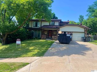 15666 Shamrock Cir, Omaha, NE 68118