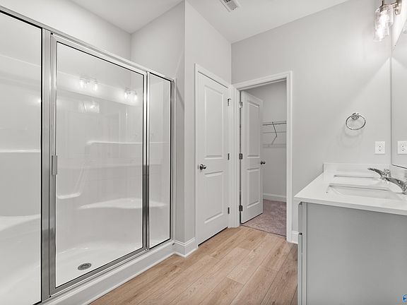 3rd image of 152 Heritage Lakes Blvd