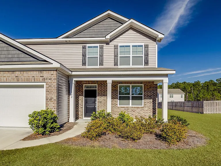 102 Spillway Ct — Photo 1