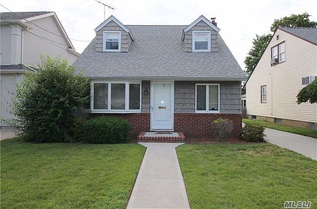 1st image of 2540 Harvey Ave