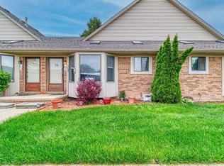 11618 Birch Tree Ln, Washington, MI 48094
