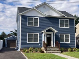 19 Chapin Ave, Merrick, NY 11566