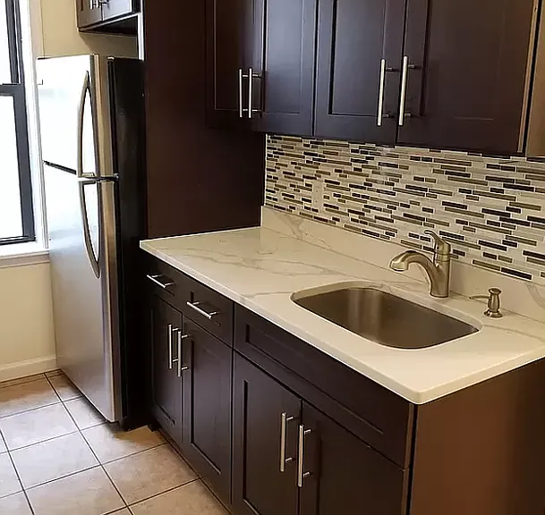 446 Senator St #8 — Photo 7
