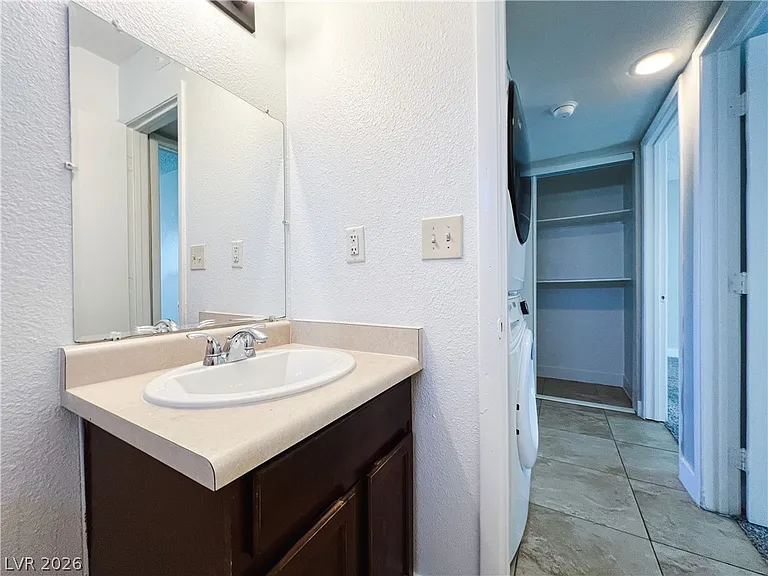 445 N 14th St #B — Photo 55