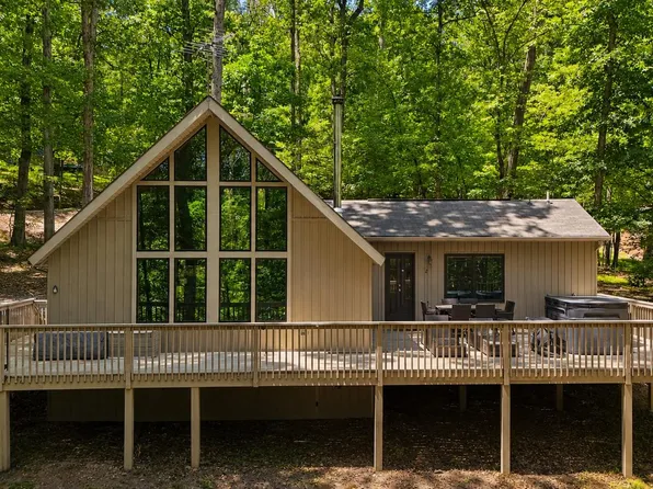 103 Onondaga Trl, Hedgesville, WV 25427