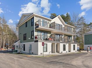 25 Salt Point Dr UNIT 14, Old Orchard Beach, ME 04064