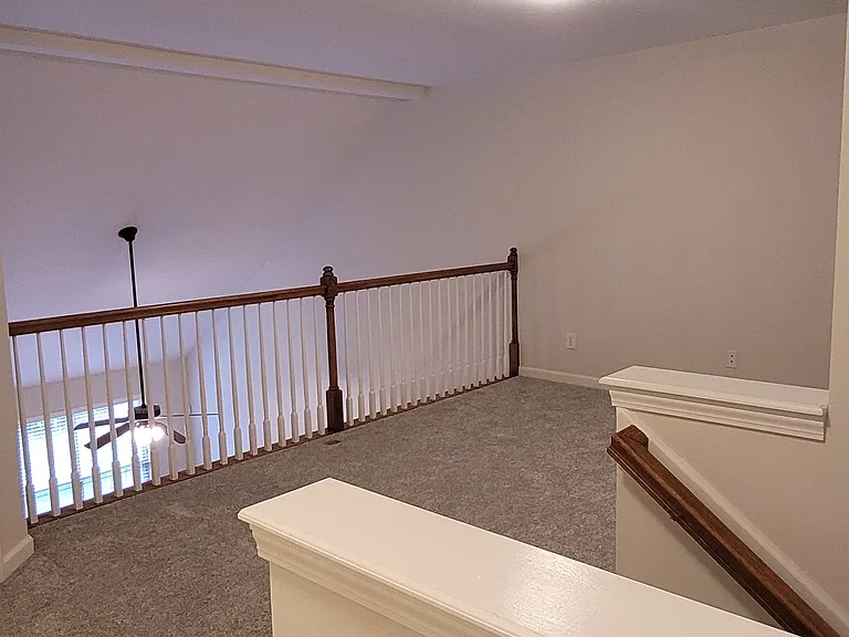 218 Windsor Chase Ct — Photo 10