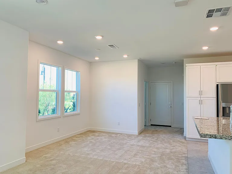 12260 Fruitwood Ln — Photo 11
