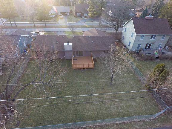 3rd image of 1852 Arnold Ave
