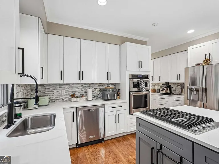 3302 Greencastle Way NE — Photo 15