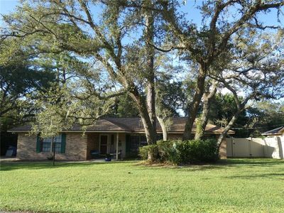 749 E Yorkshire Dr, Deland, FL, 32724