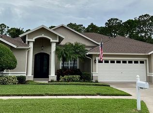 10618 Park Place Dr, Seminole, FL 33778